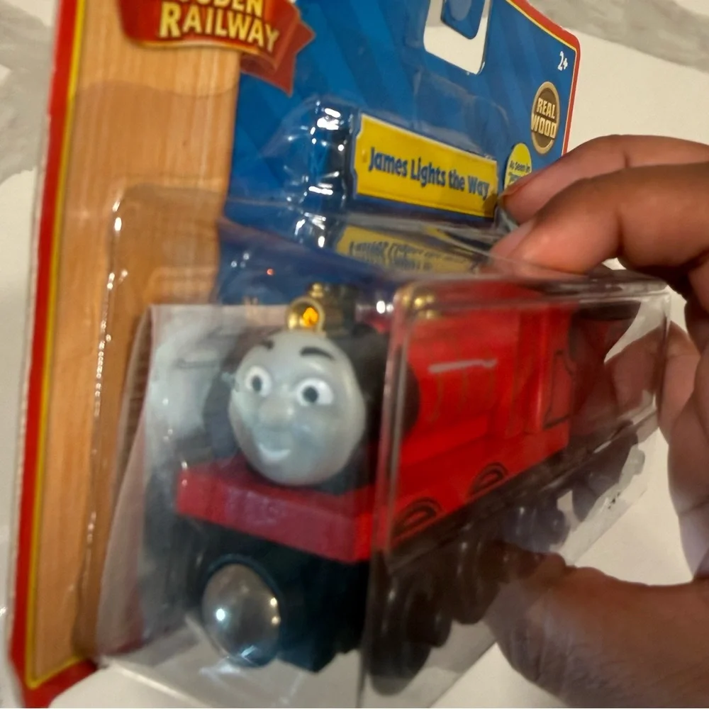 James Lights The‎ Way - LC98097~Thomas & Friends Wooden Railway~2010 UNTESTED